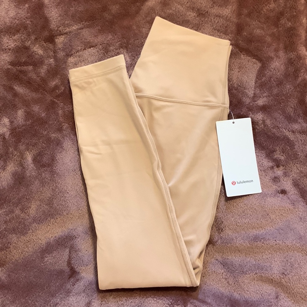 Lululemon Align HR 25”